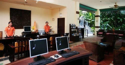 小山度假村 Patong 外观 照片